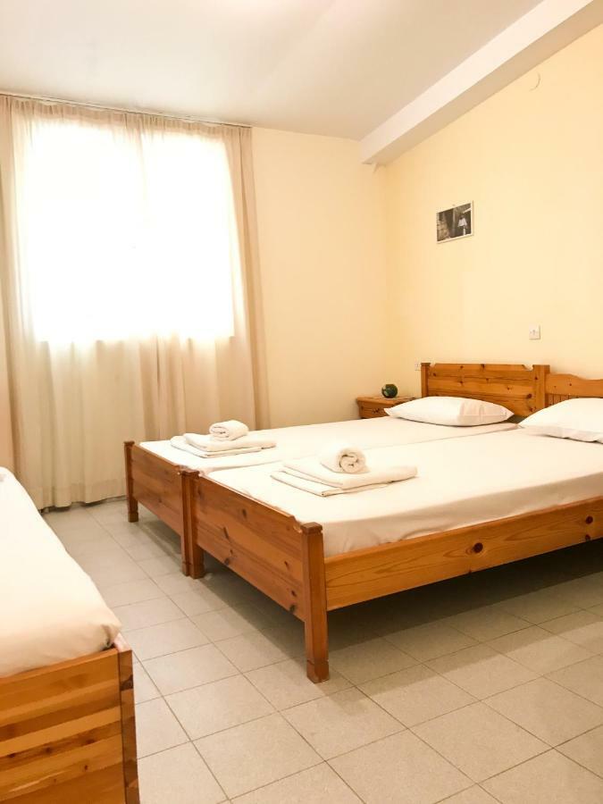 Villa Diamanti Kanapitsa  ภายนอก รูปภาพ
