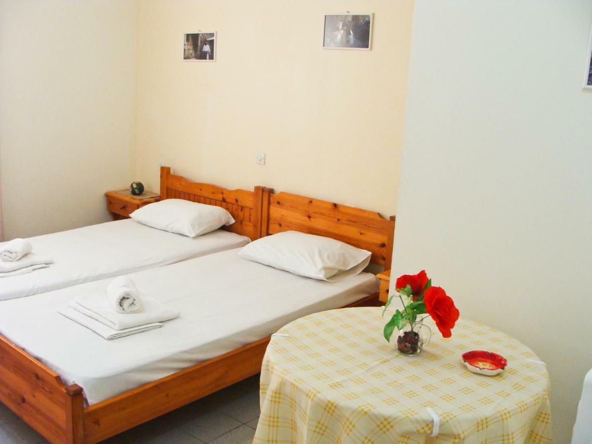 Villa Diamanti Kanapitsa  ภายนอก รูปภาพ