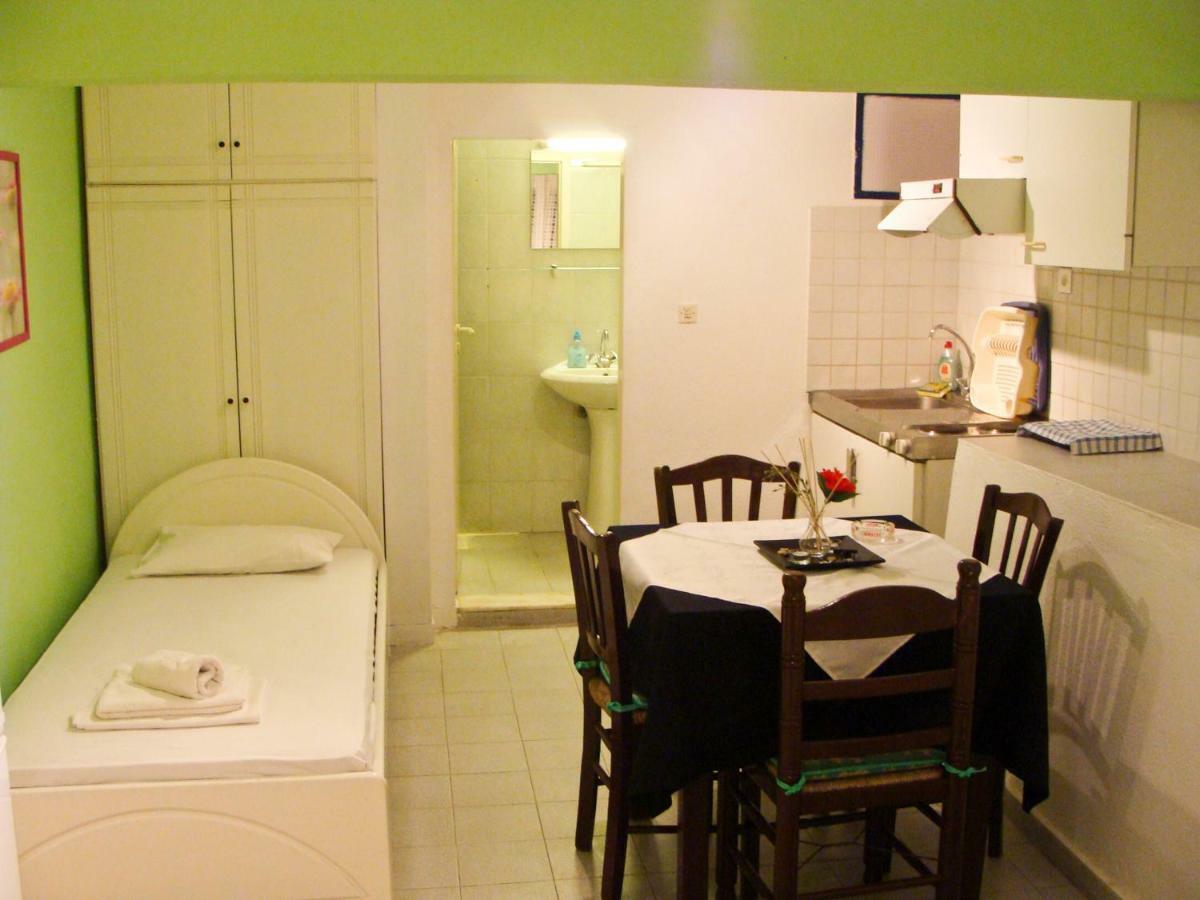 Villa Diamanti Kanapitsa  ภายนอก รูปภาพ
