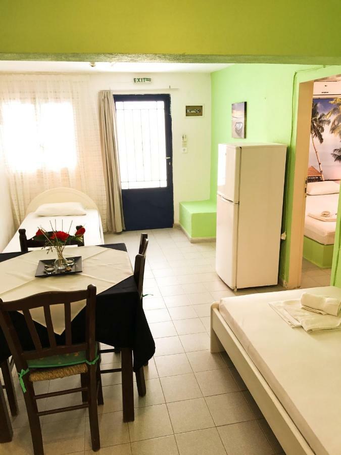 Villa Diamanti Kanapitsa  ภายนอก รูปภาพ